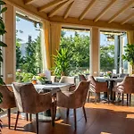 Deimann Hotel 5*